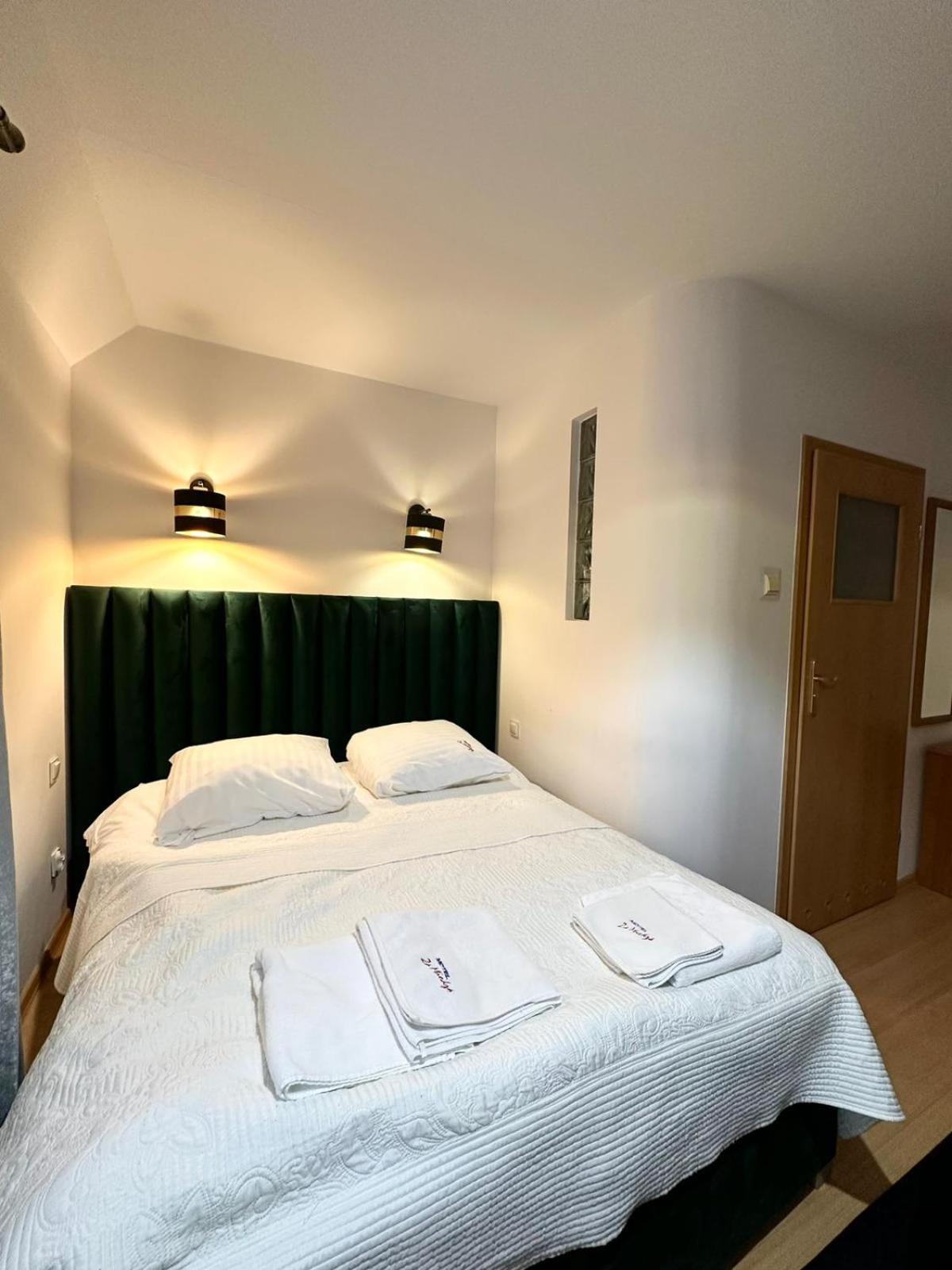 Motel Za Miedza Bralin Экстерьер фото