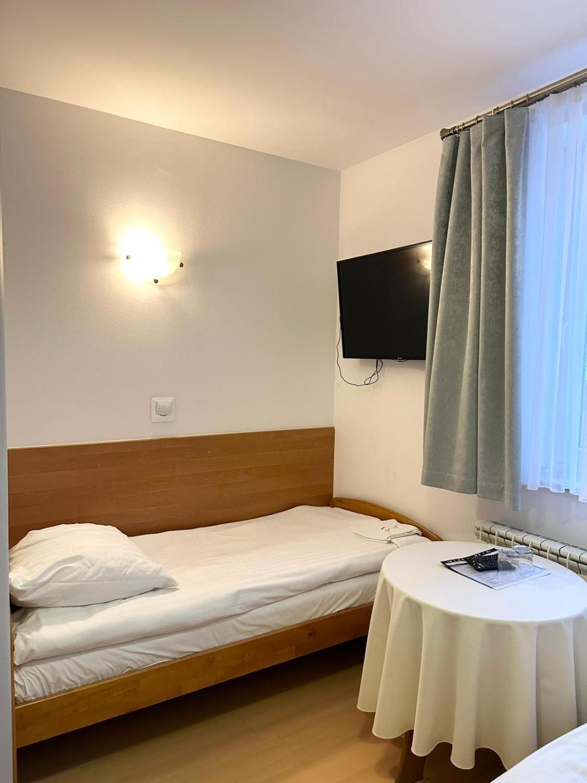 Motel Za Miedza Bralin Экстерьер фото
