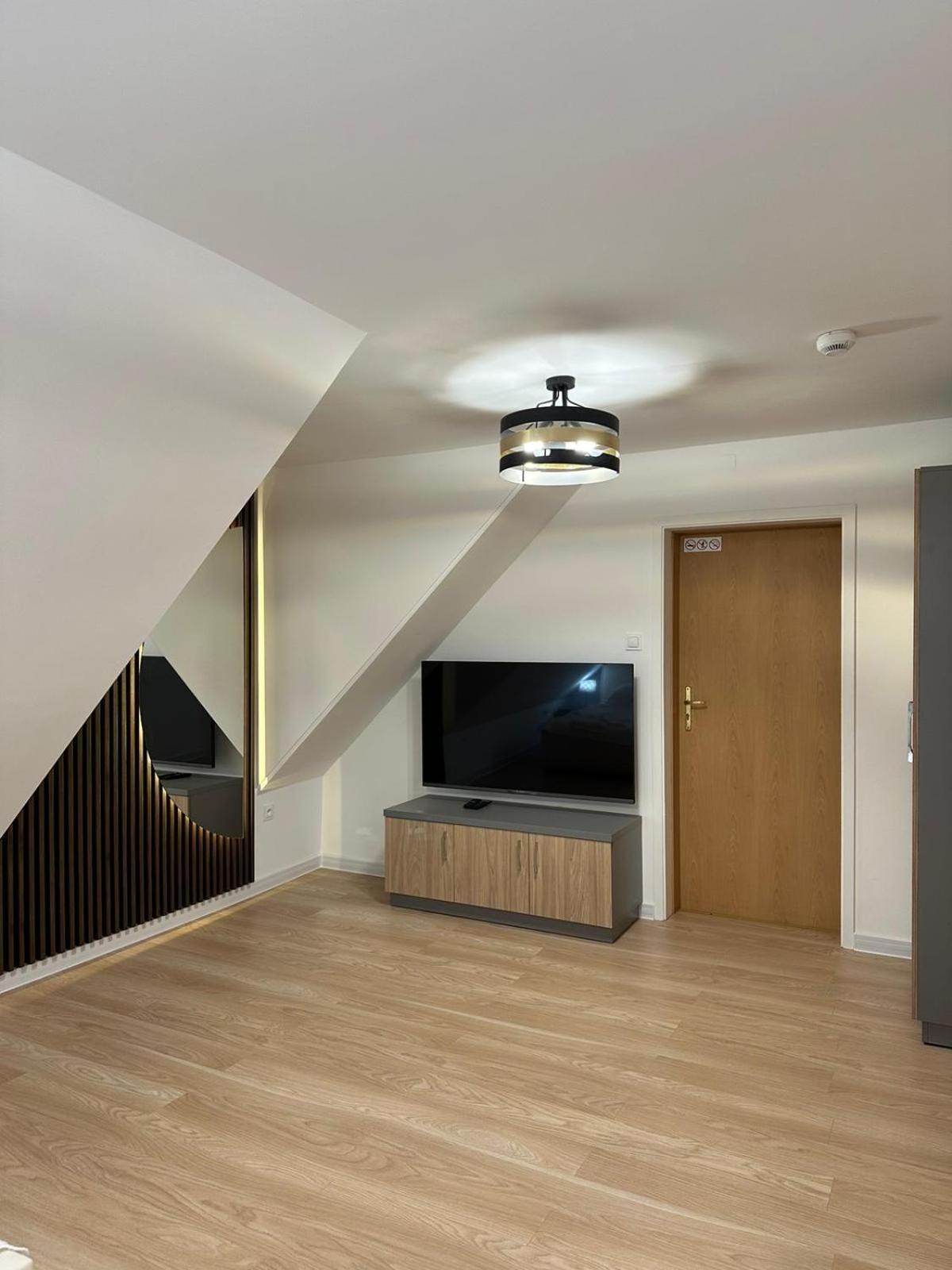 Motel Za Miedza Bralin Экстерьер фото
