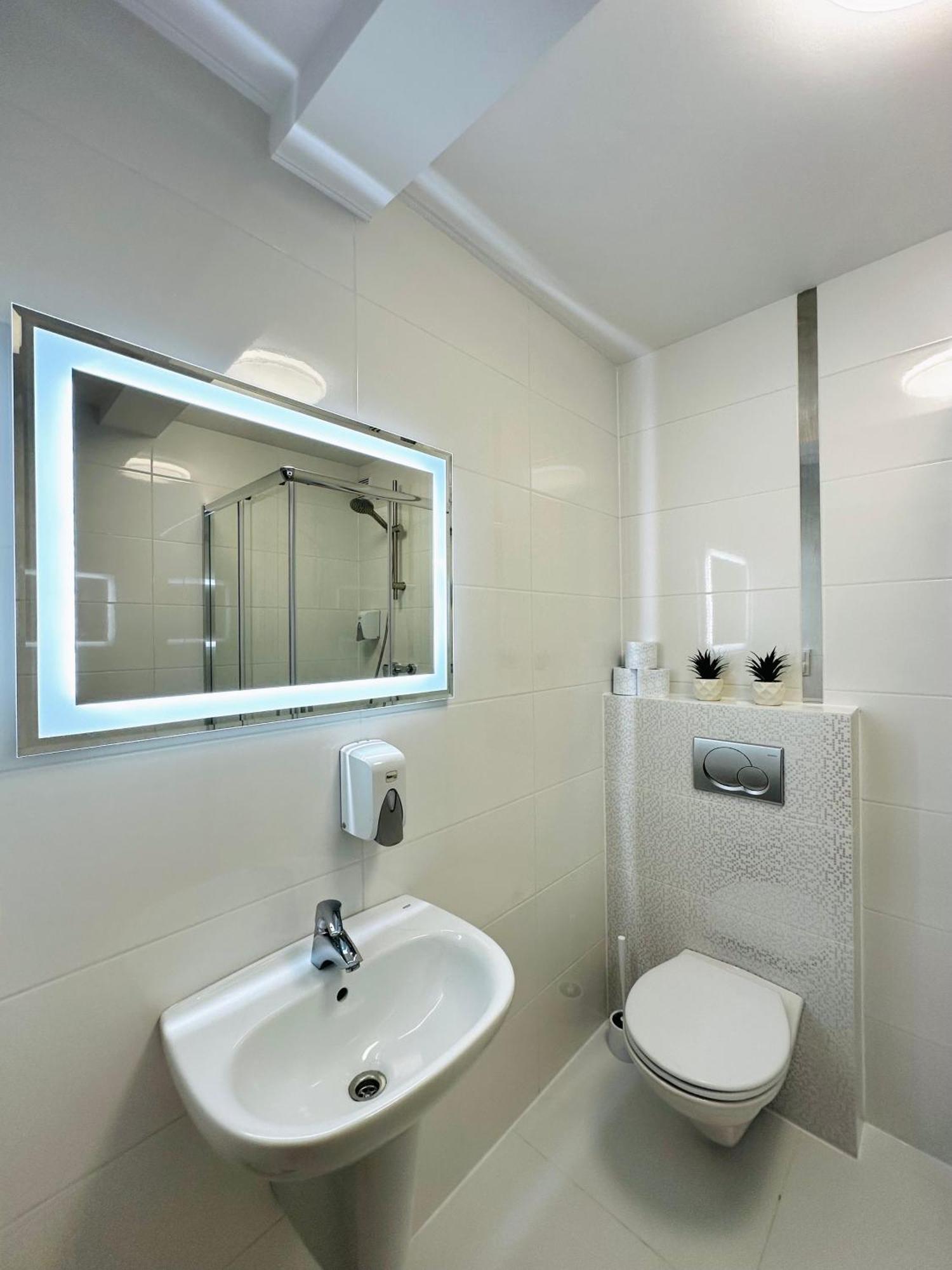 Motel Za Miedza Bralin Экстерьер фото