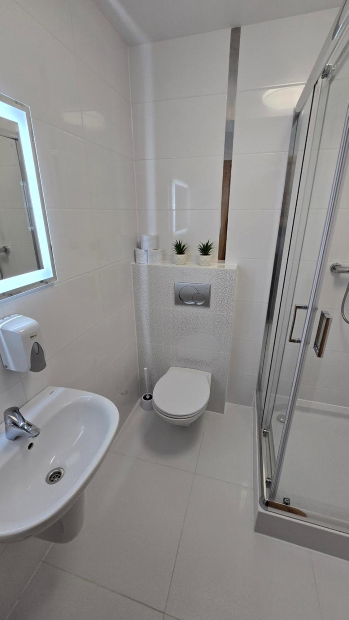 Motel Za Miedza Bralin Экстерьер фото