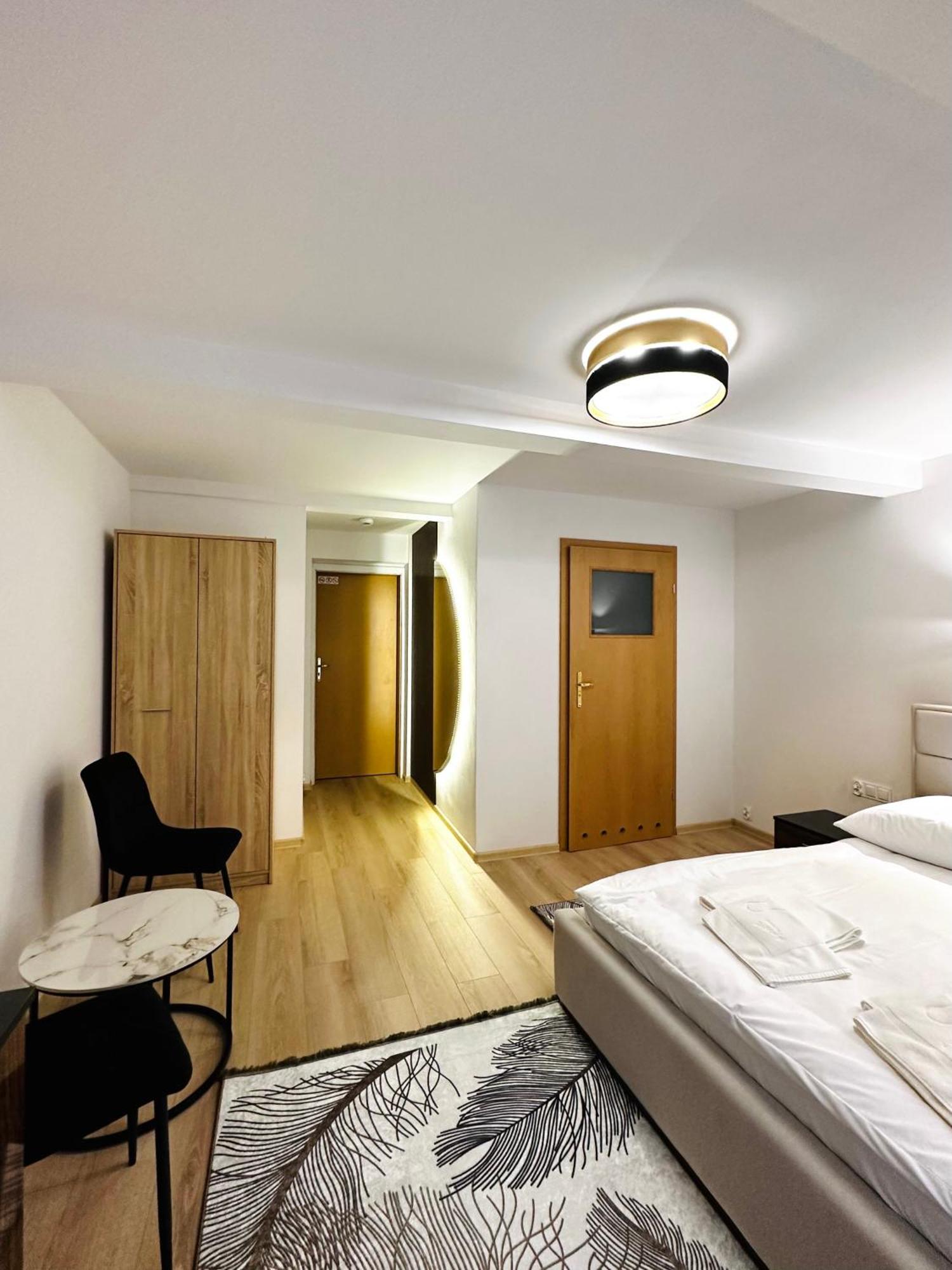 Motel Za Miedza Bralin Экстерьер фото