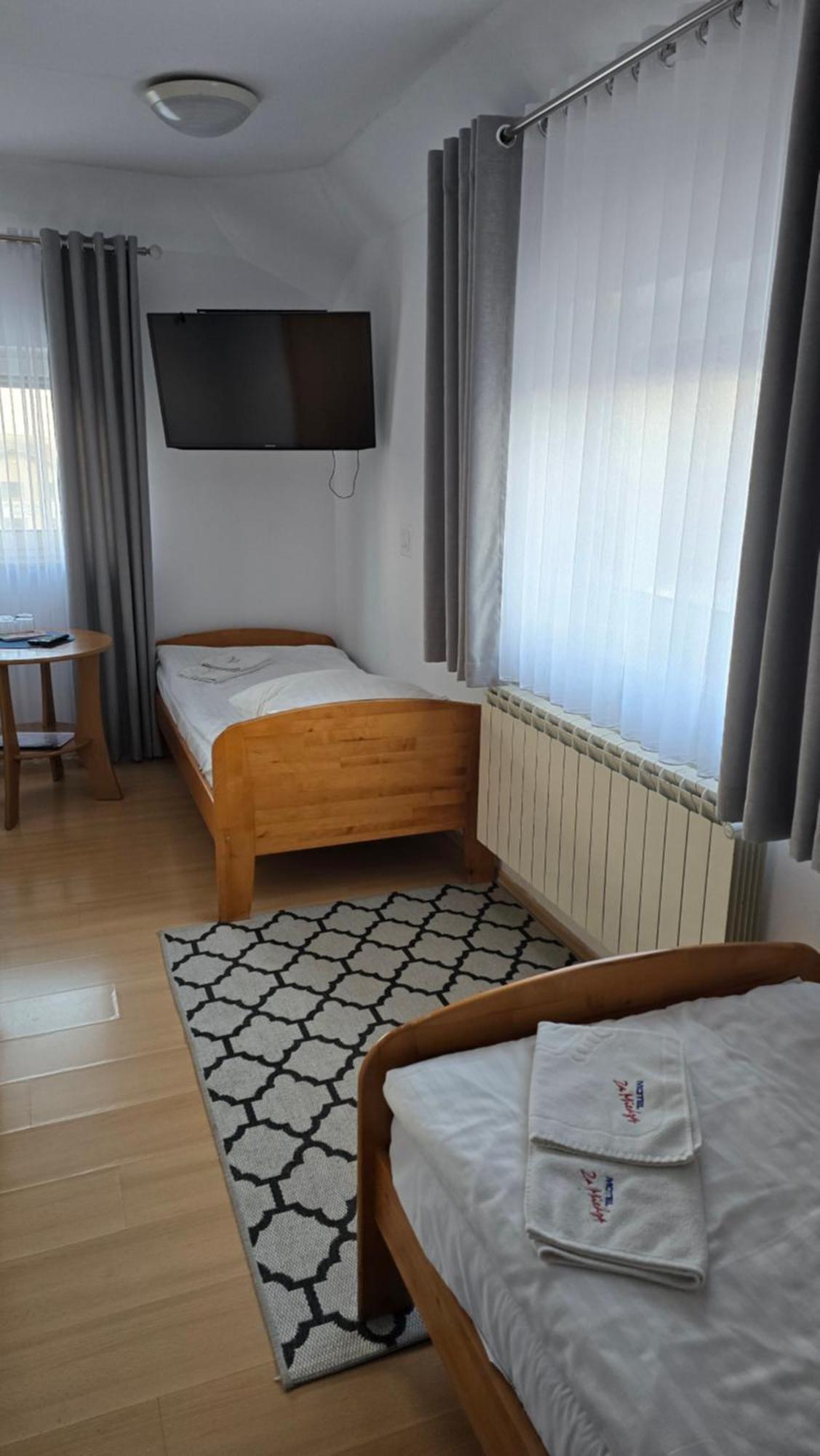 Motel Za Miedza Bralin Экстерьер фото